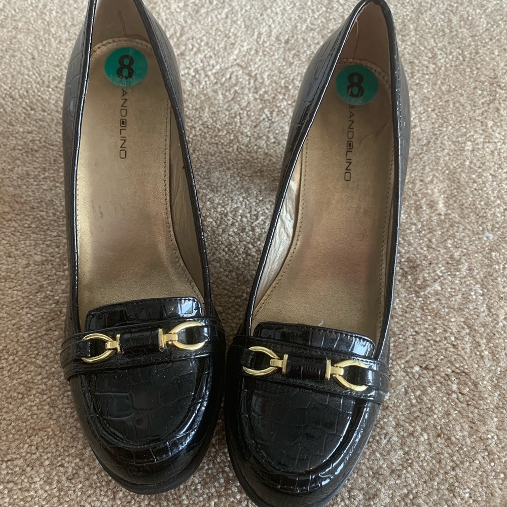 Bandolino Arguello black dress shoes/heels